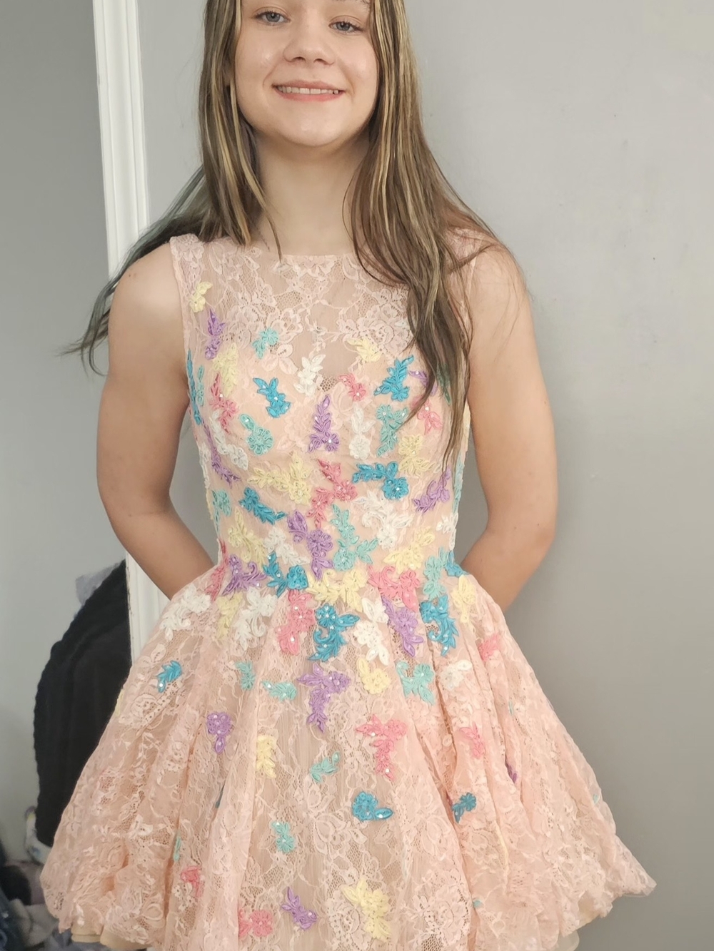 Girls' Pink Lace Party Dress with Pastel Appliqué